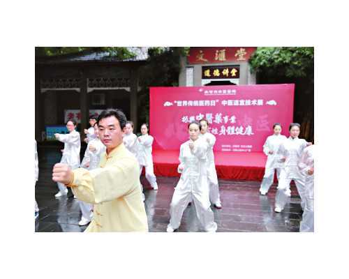 王菲被曝又单身做试管 网友戏称怀的是哪吒